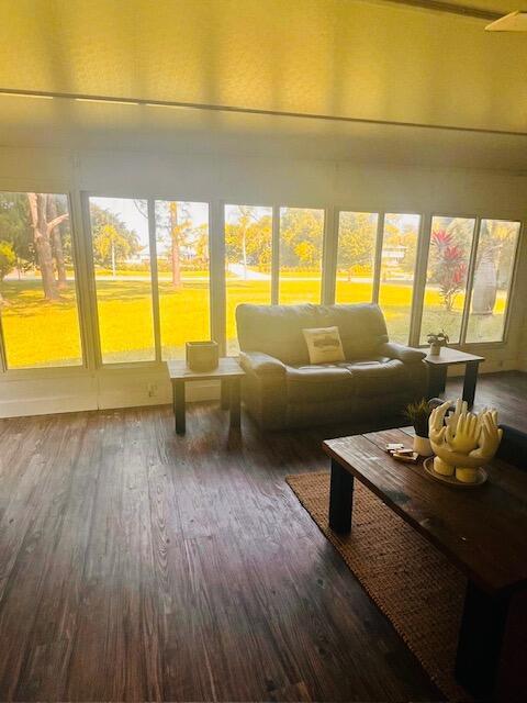 MID-RIVERS YACHT AND COUN - Residential