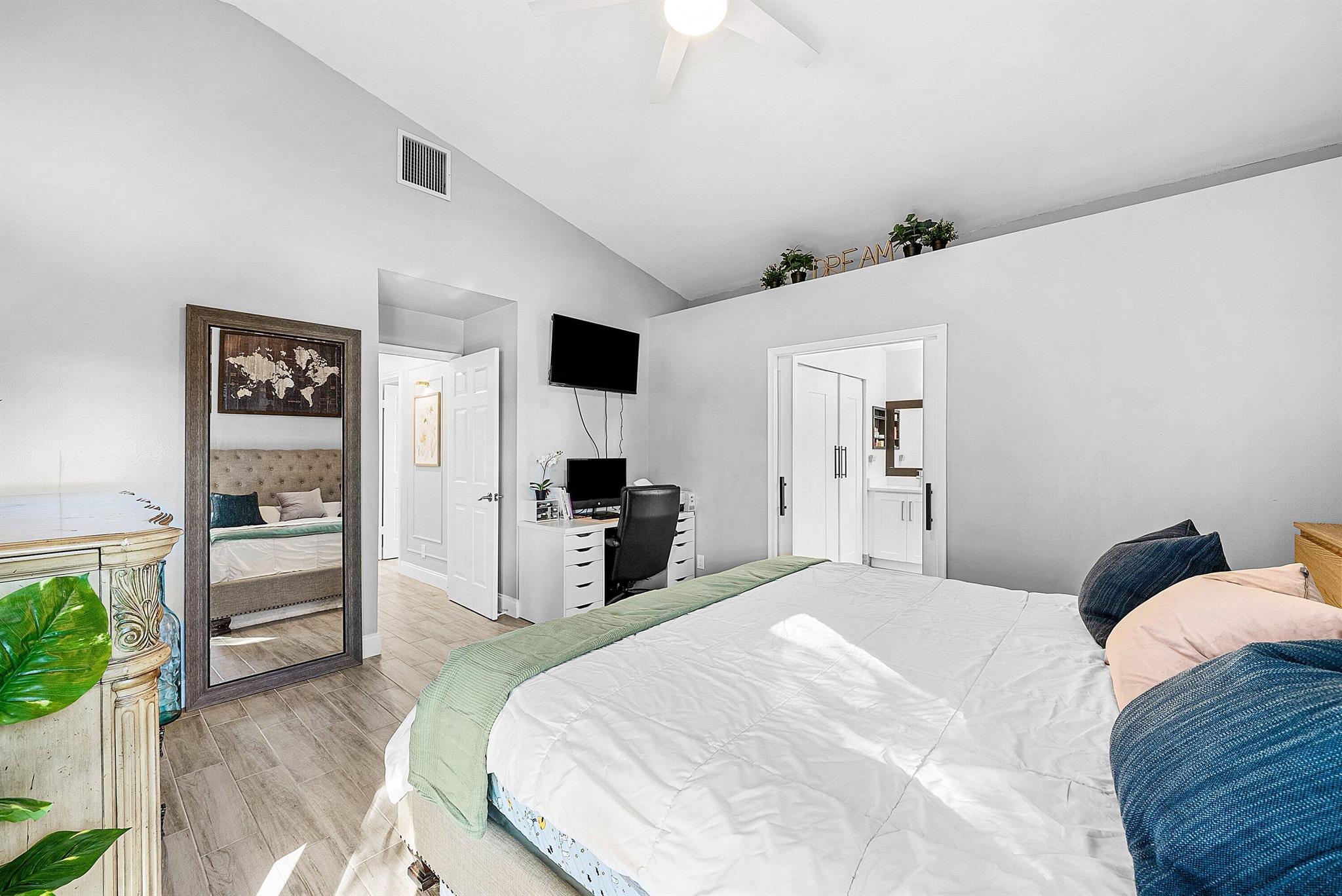 RAINBOW LAKES TR E - Residential