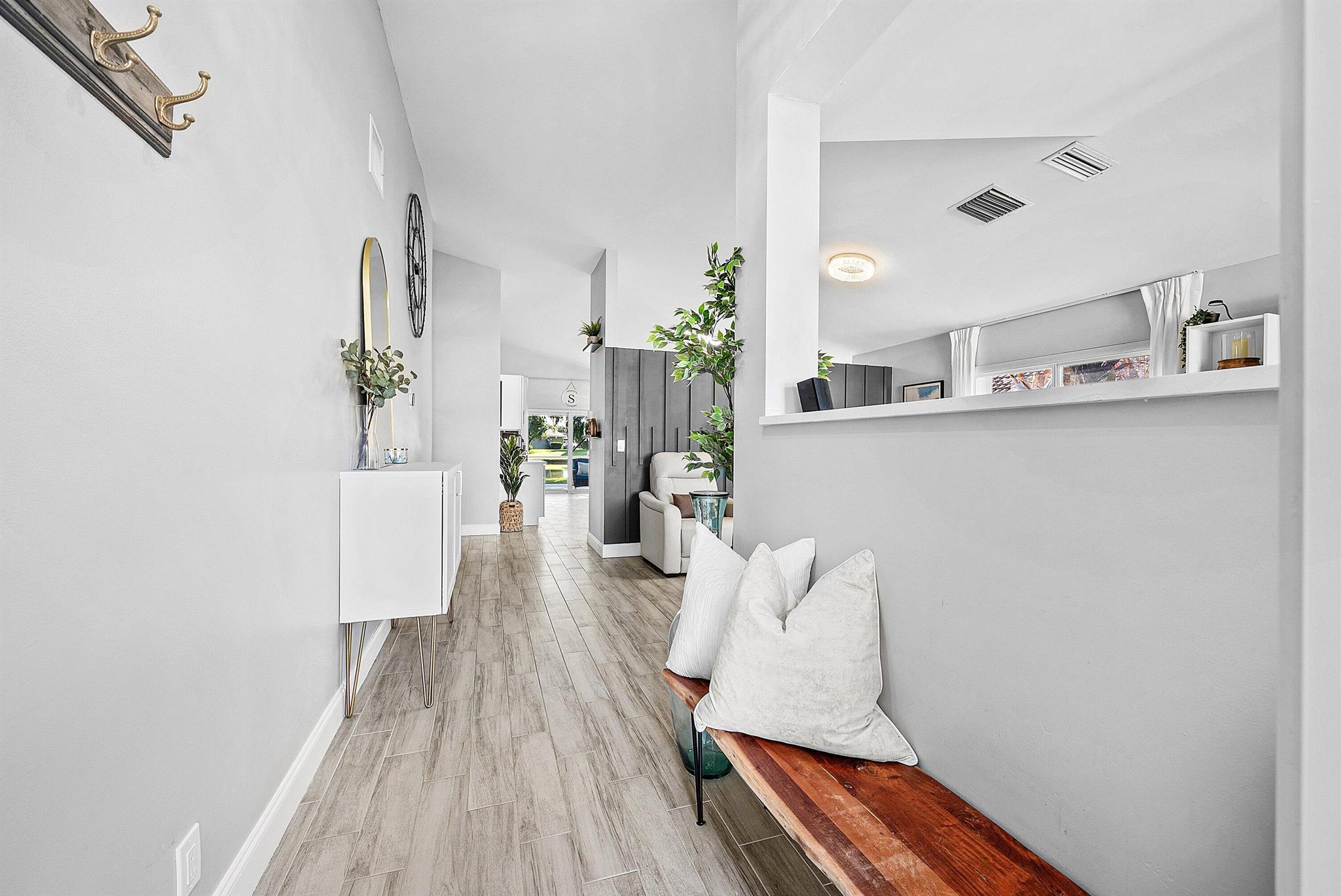 RAINBOW LAKES TR E - Residential