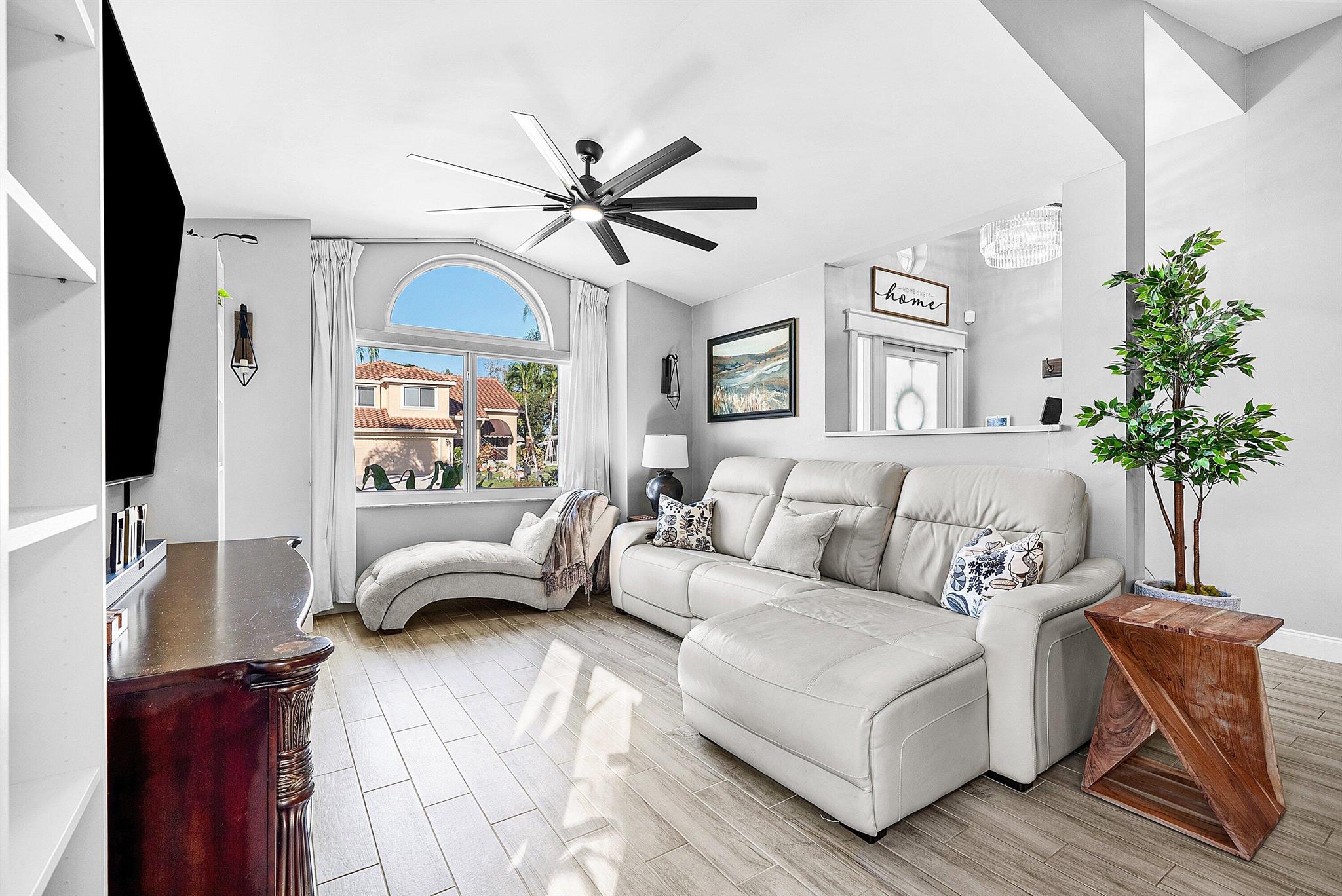 RAINBOW LAKES TR E - Residential