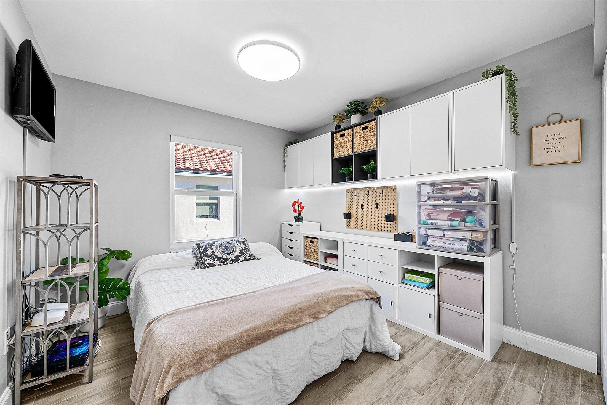 RAINBOW LAKES TR E - Residential