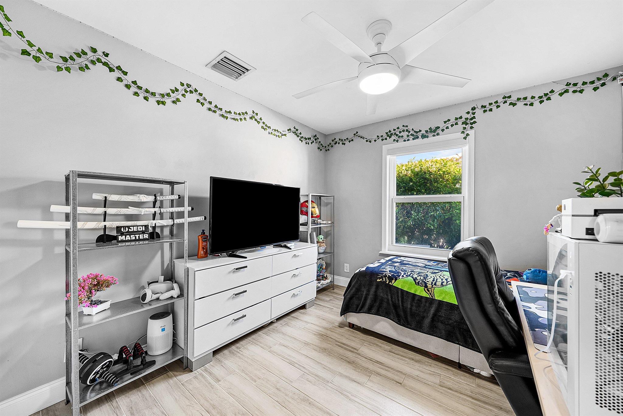 RAINBOW LAKES TR E - Residential