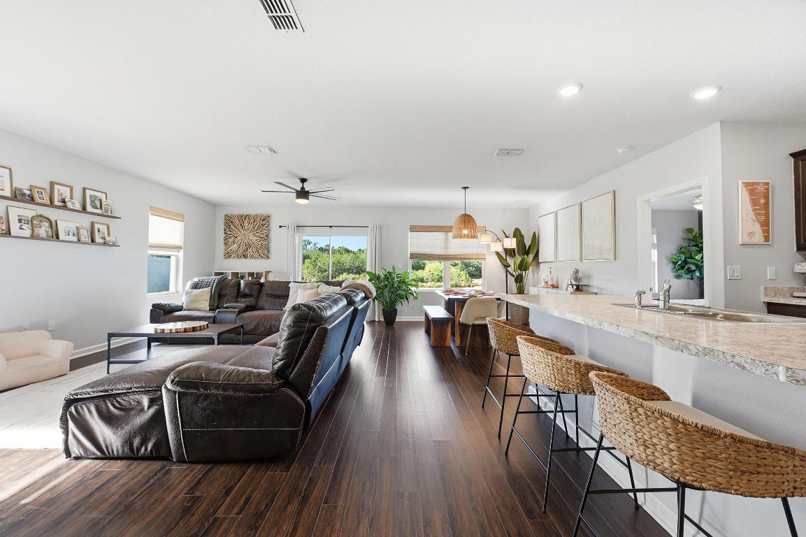 3113 Yellowstone Circle