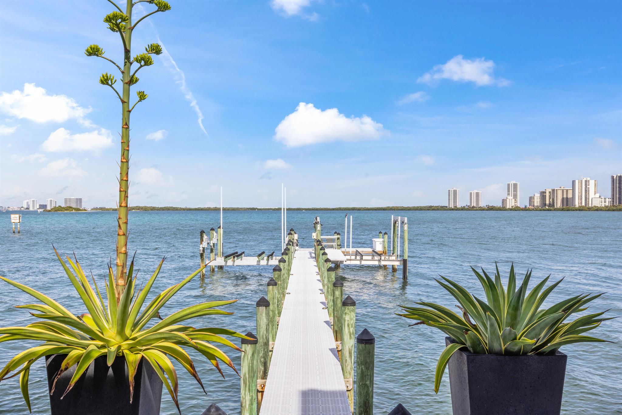 PINE POINT - Residential