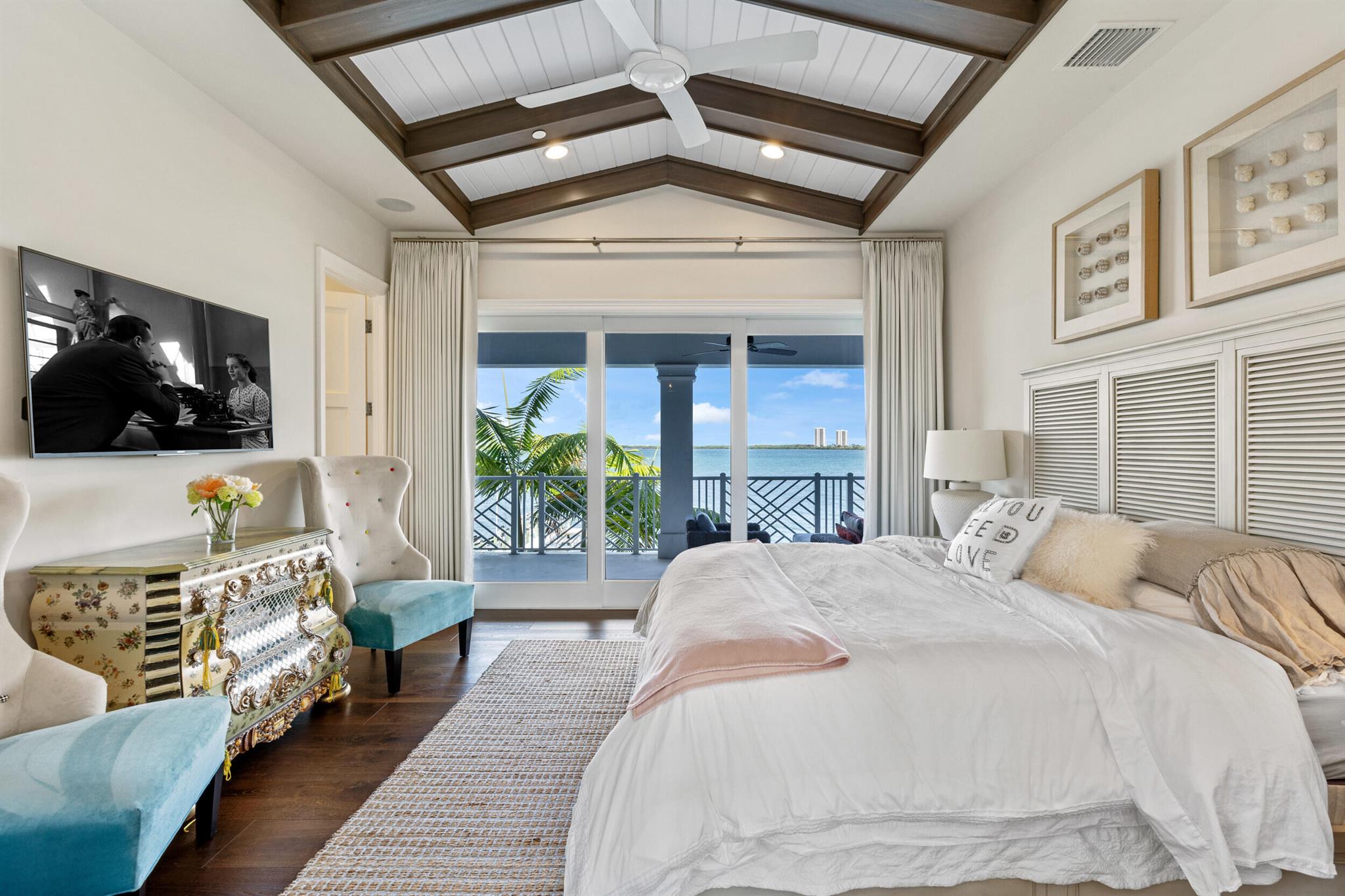 PINE POINT - Residential