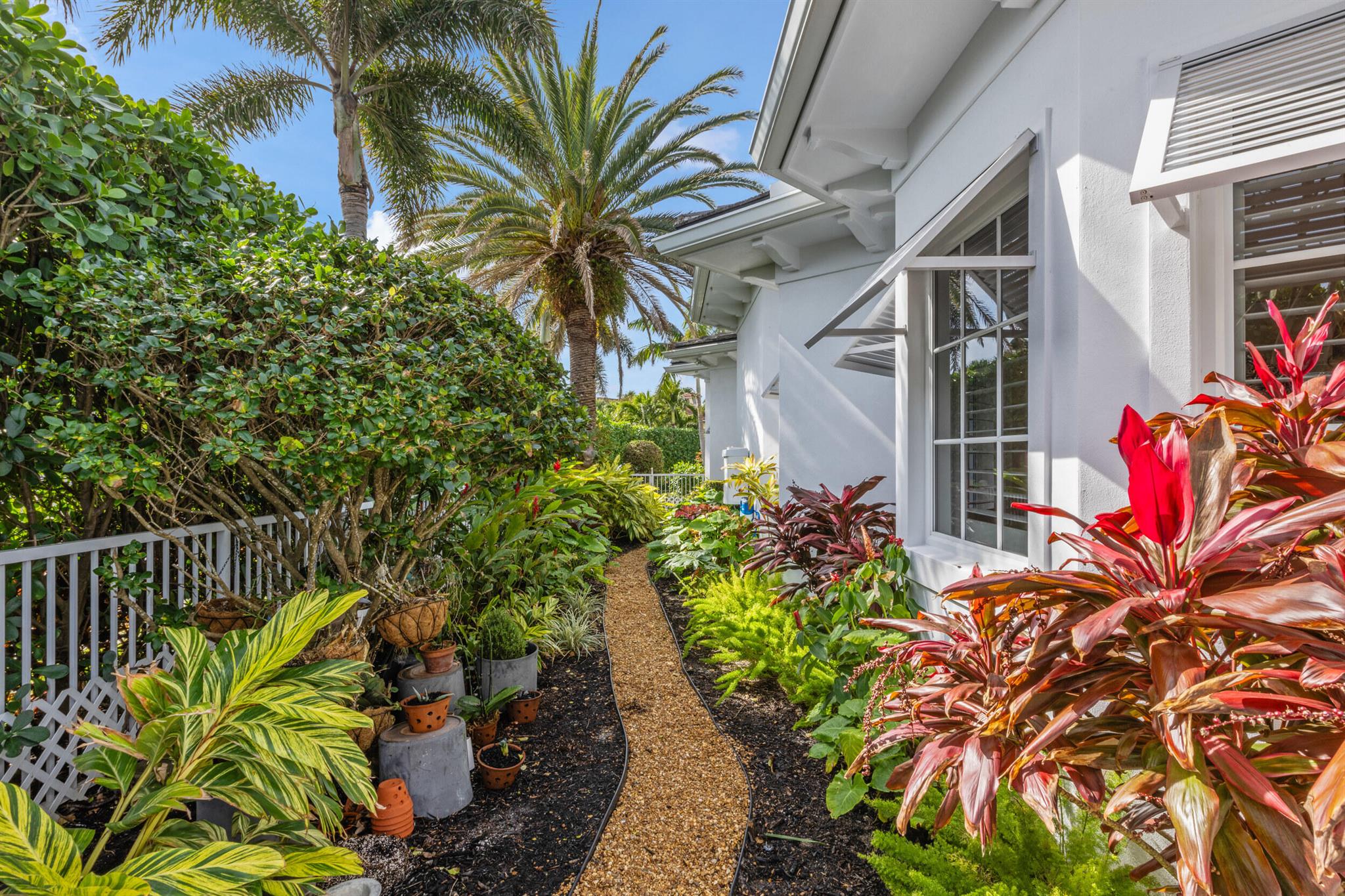 PINE POINT - Residential