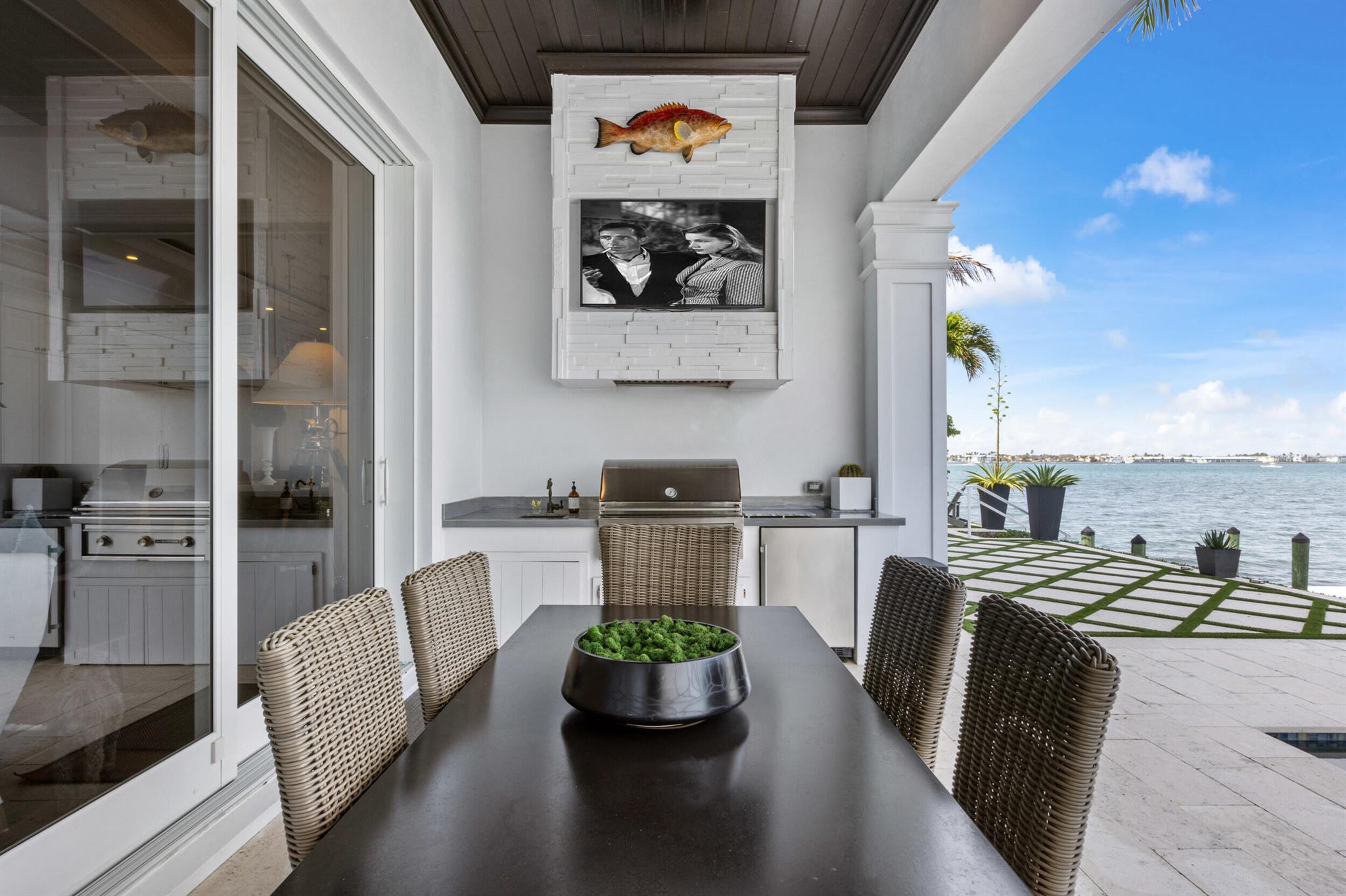 PINE POINT - Residential