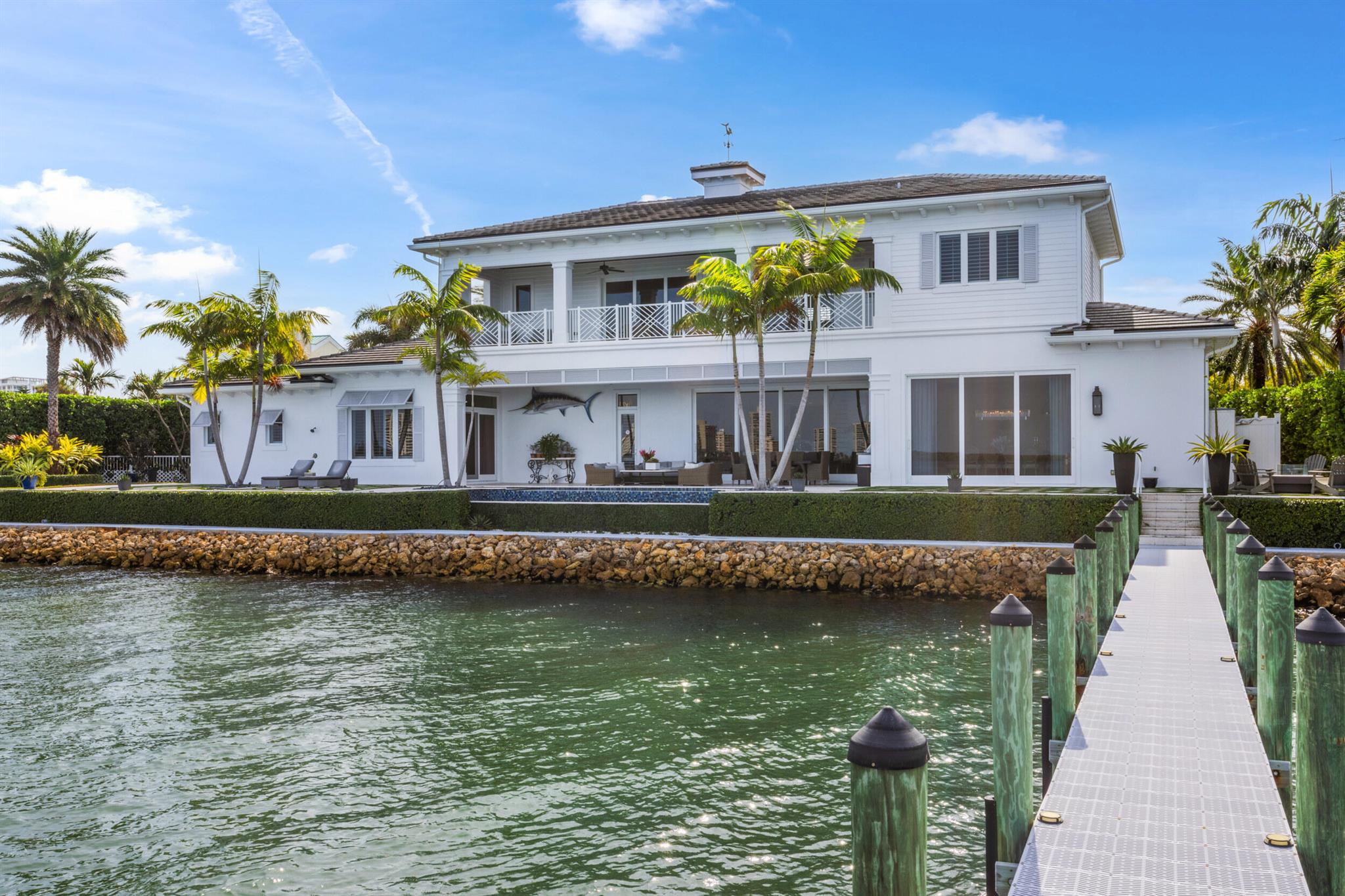 PINE POINT - Residential