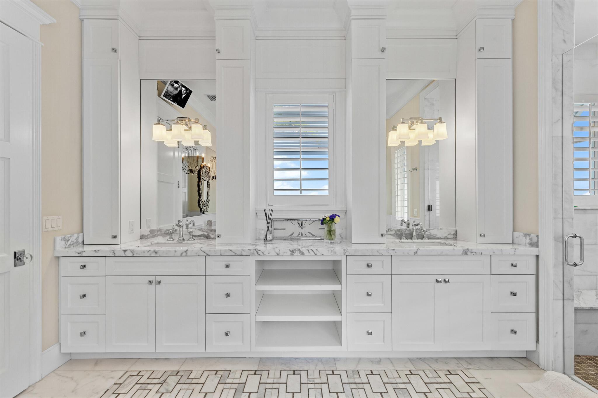 PINE POINT - Residential