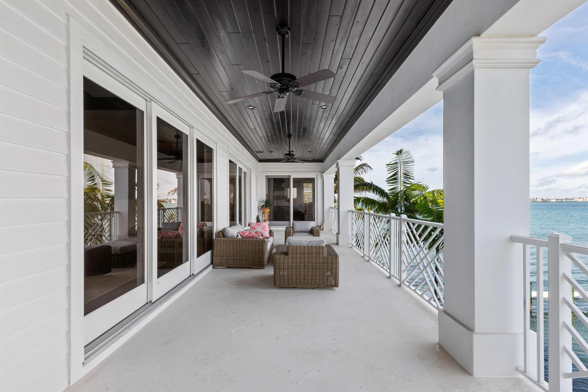 PINE POINT - Residential