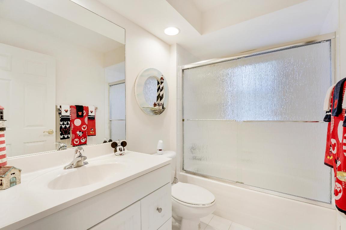 GATEWAY PALMS - Residential