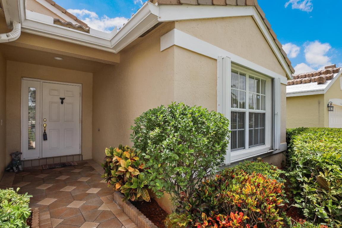 GATEWAY PALMS - Residential