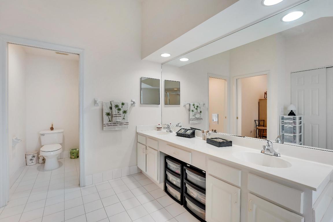 GATEWAY PALMS - Residential