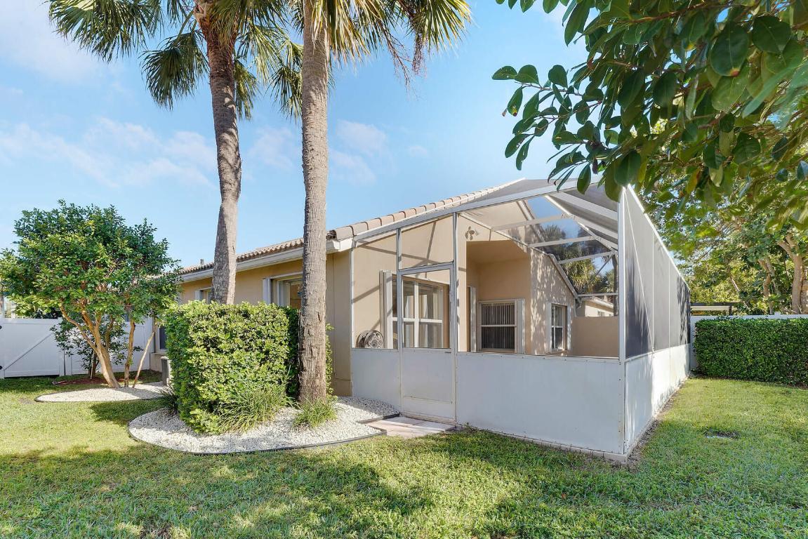 GATEWAY PALMS - Residential