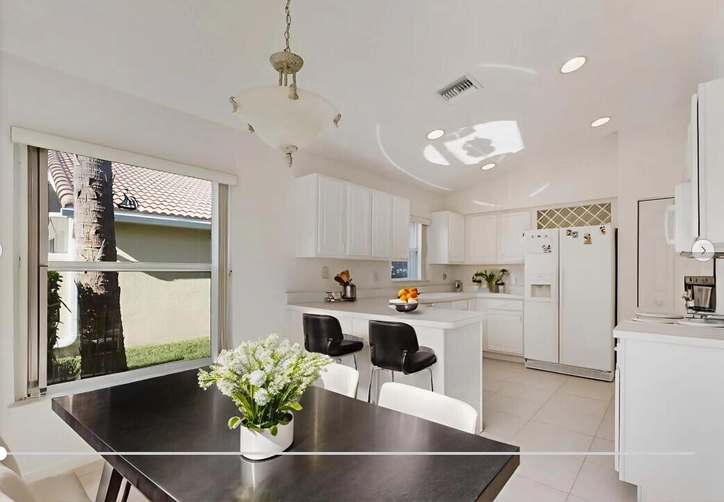 GATEWAY PALMS - Residential