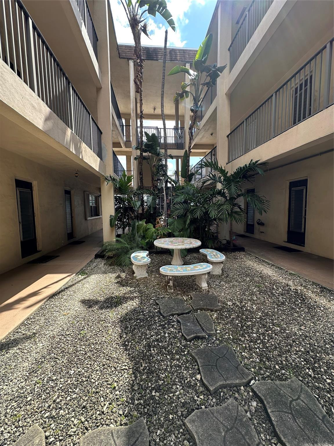 Royal Palm - Residential