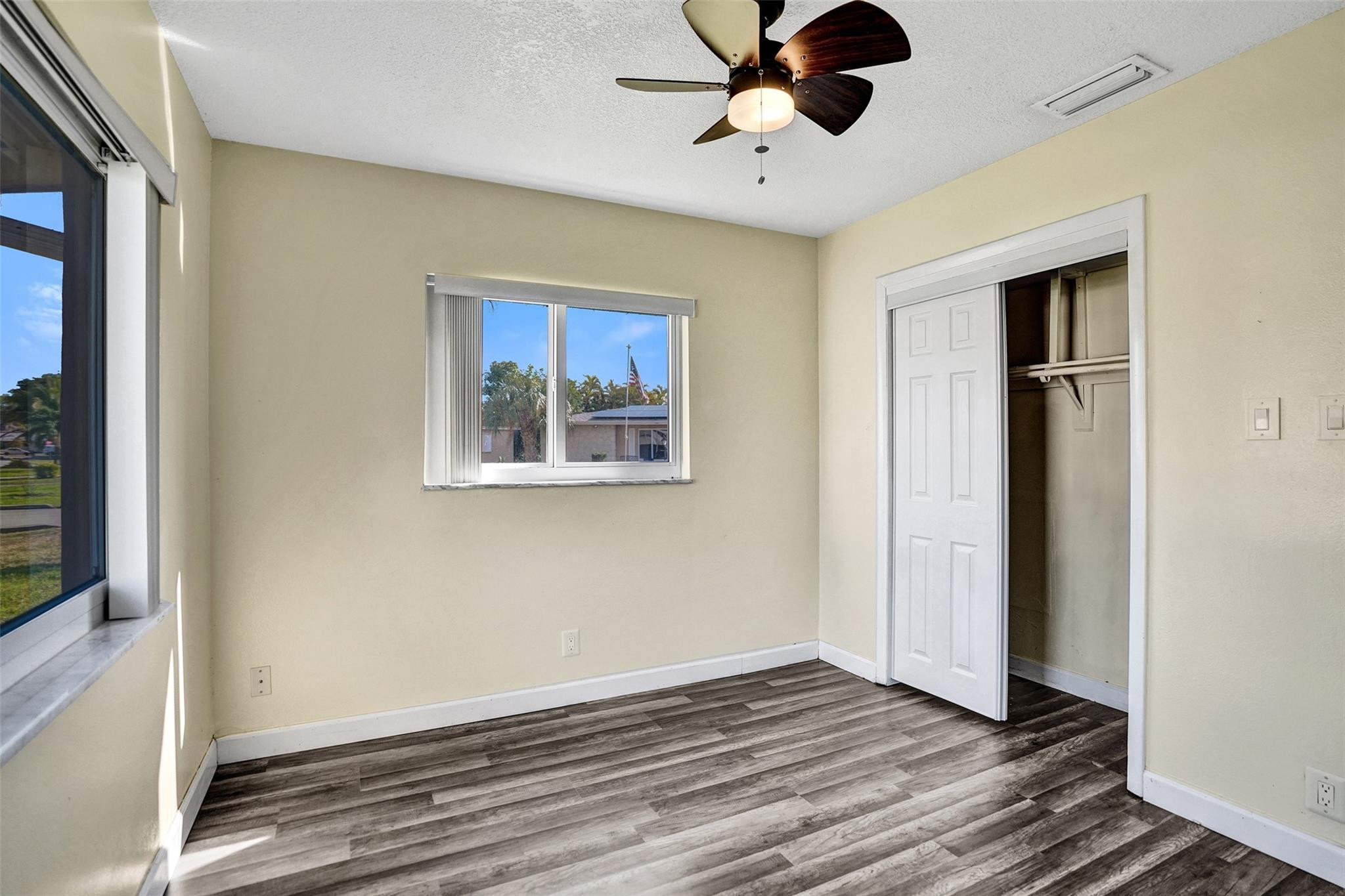 Crystal Lake 4th - Residential