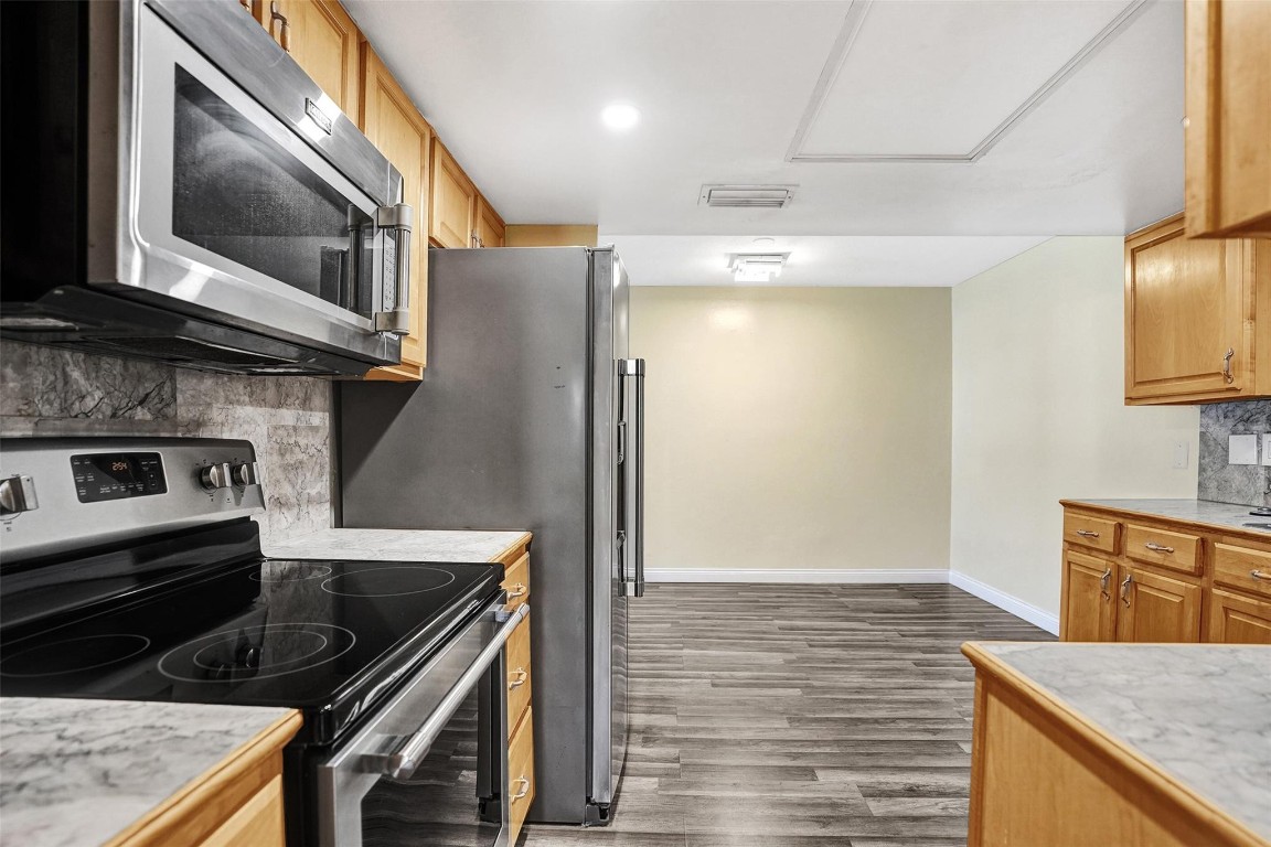 Crystal Lake 4th - Residential