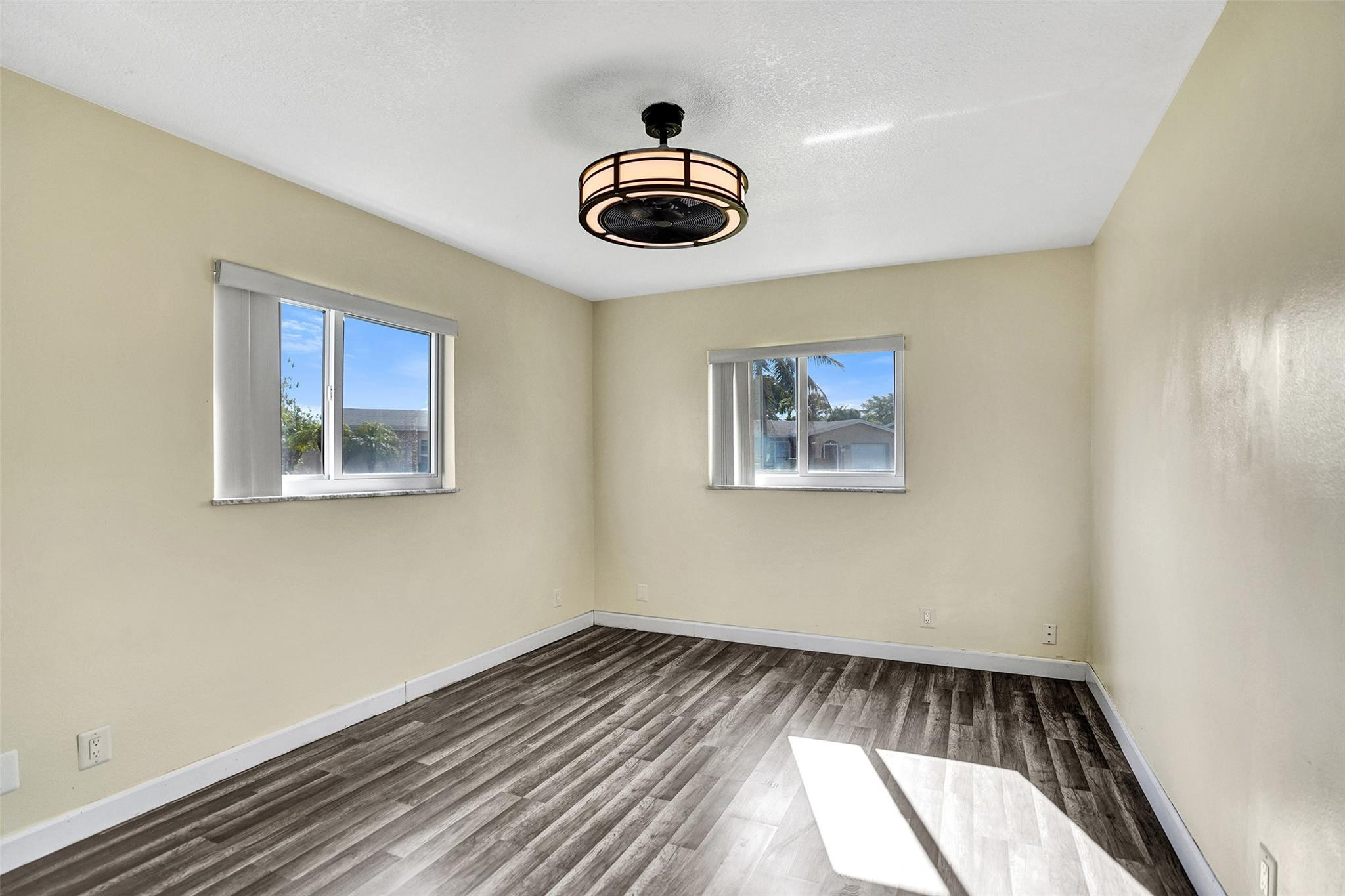 Crystal Lake 4th - Residential