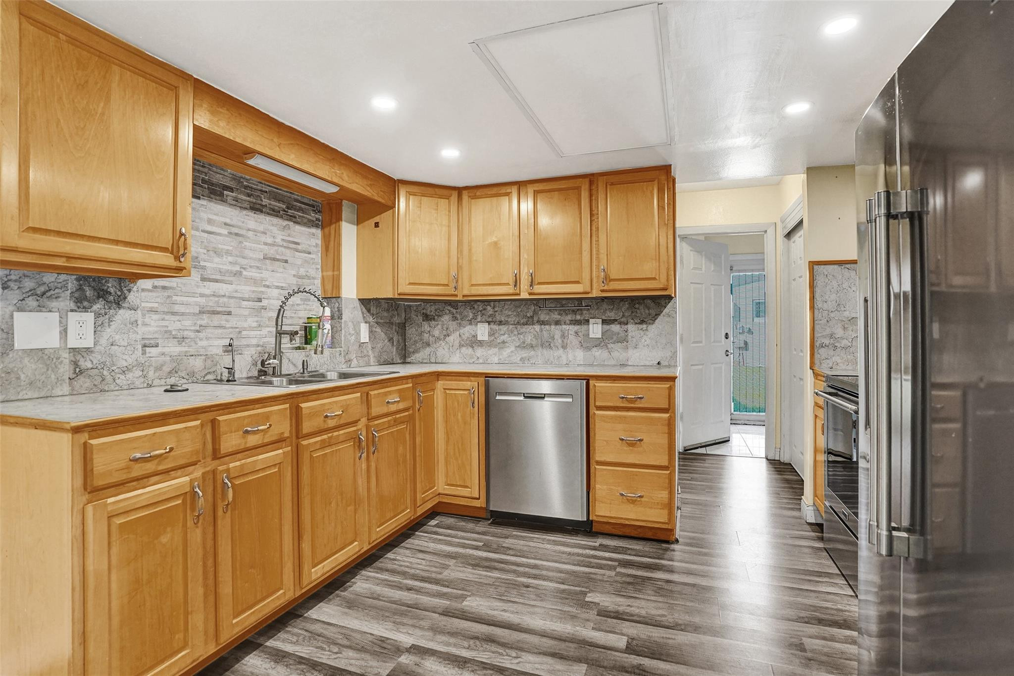 Crystal Lake 4th - Residential