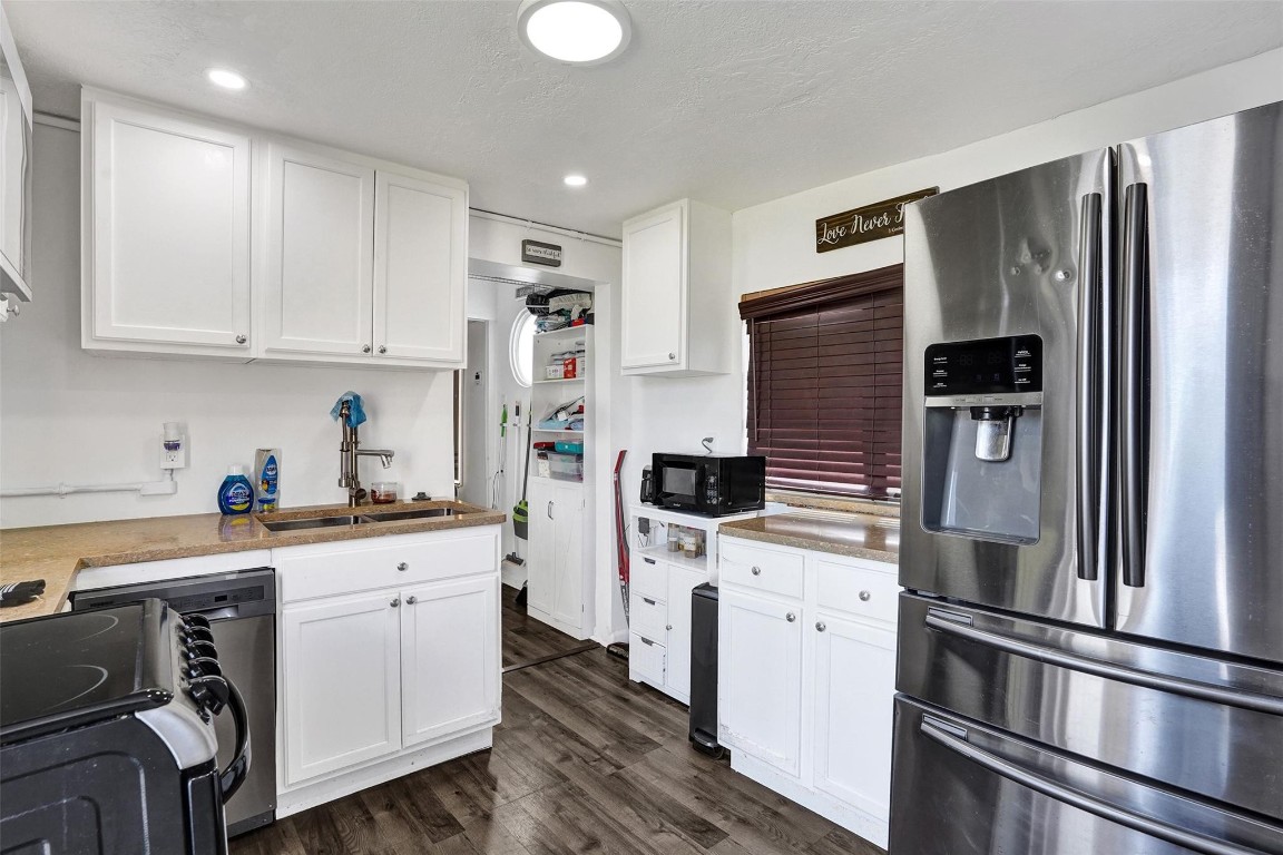 Crystal Lake 4th - Residential