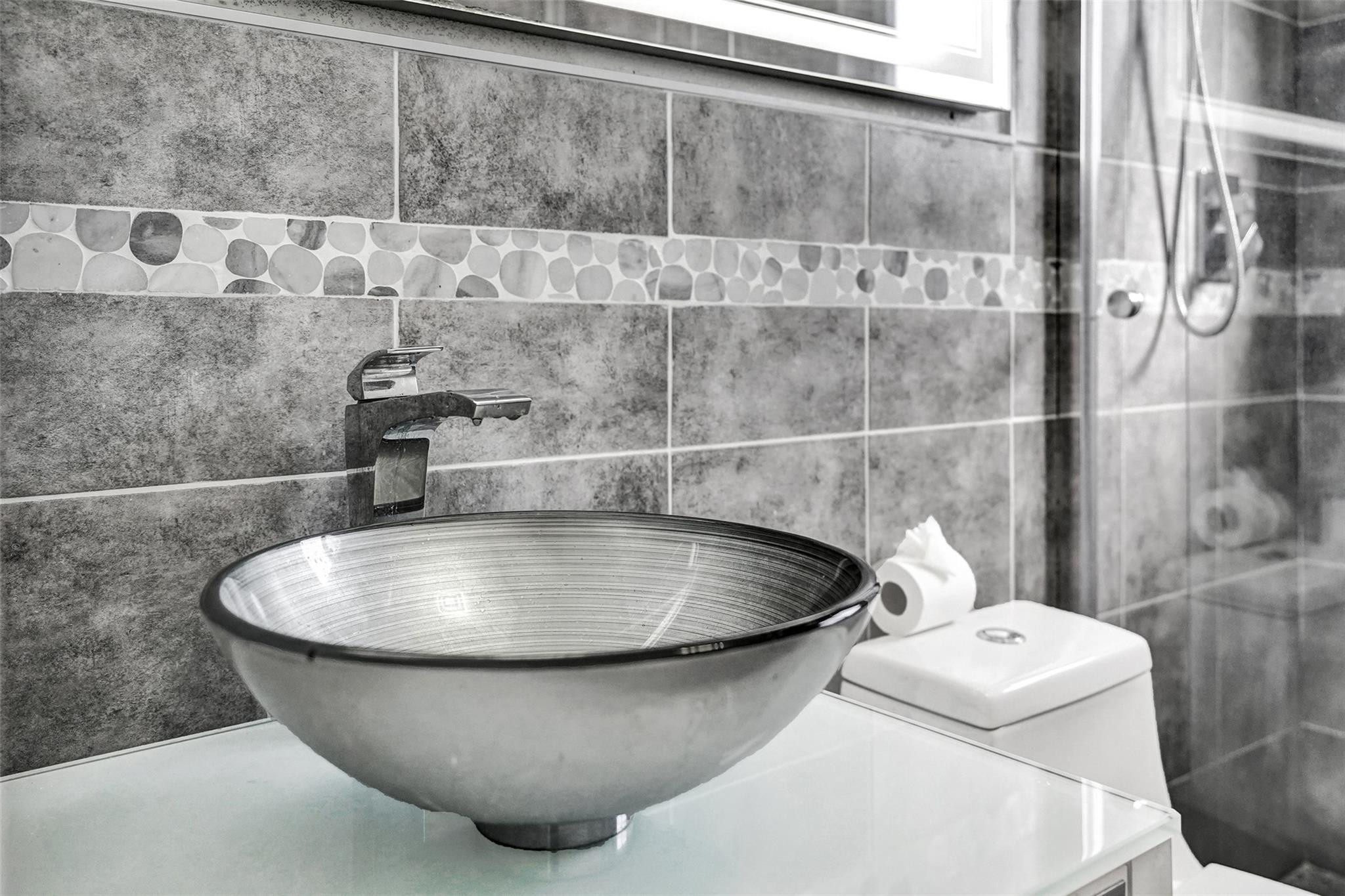 Crystal Lake 4th - Residential