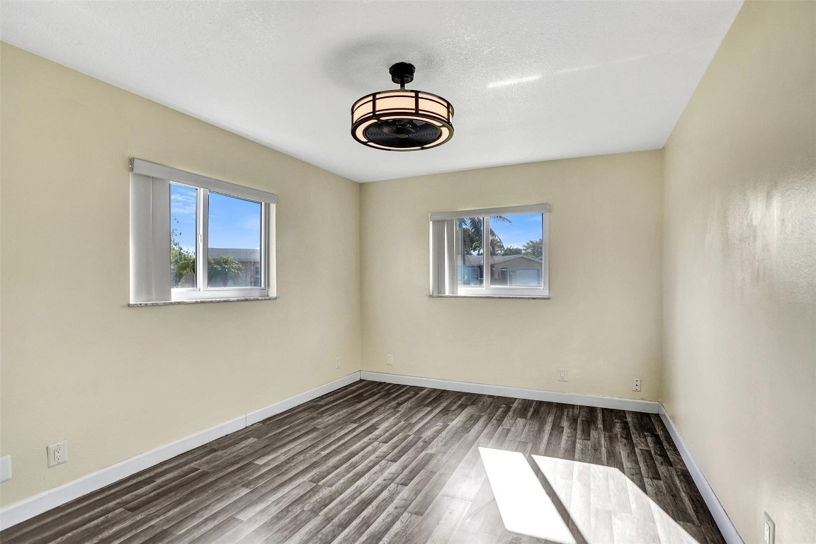 Crystal Lake 4th - Residential