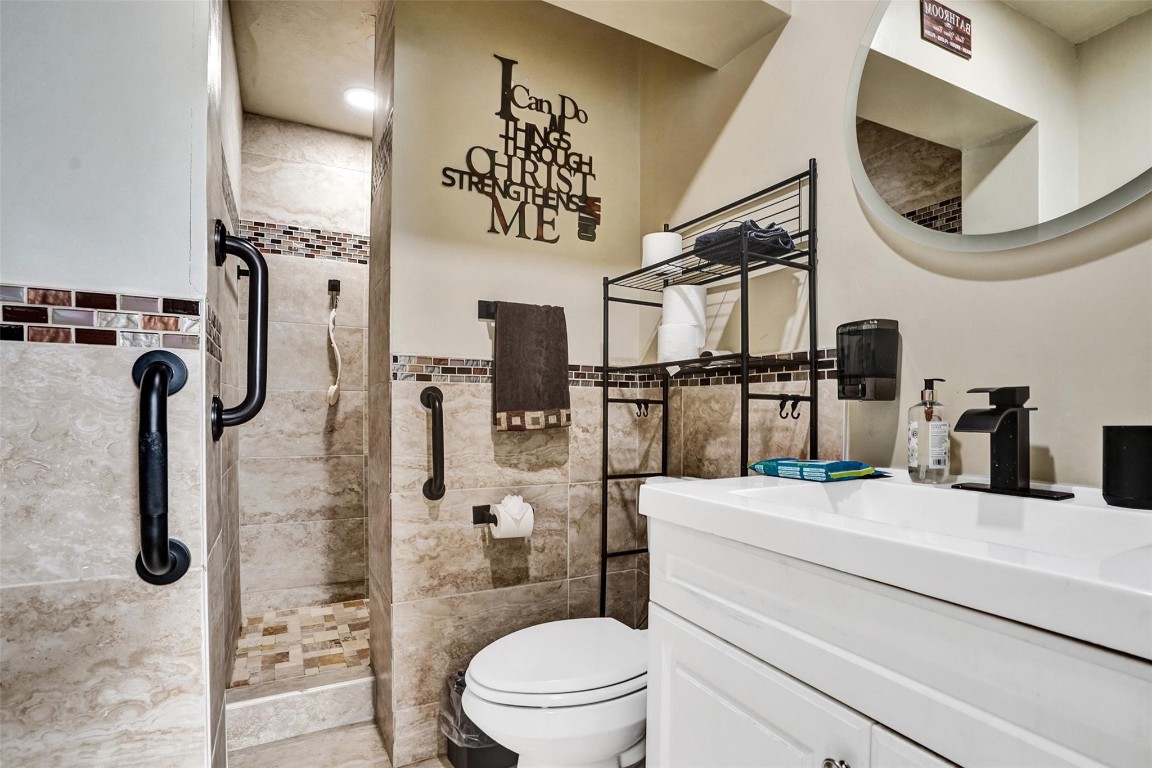 Crystal Lake 4th - Residential