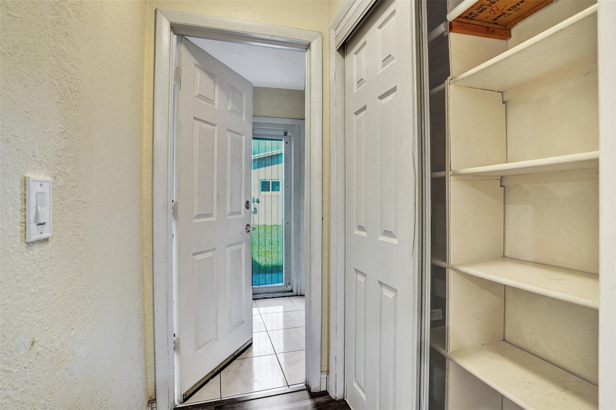 Crystal Lake 4th - Residential