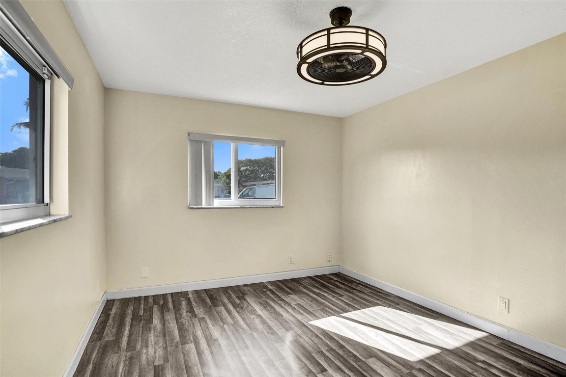 Crystal Lake 4th - Residential