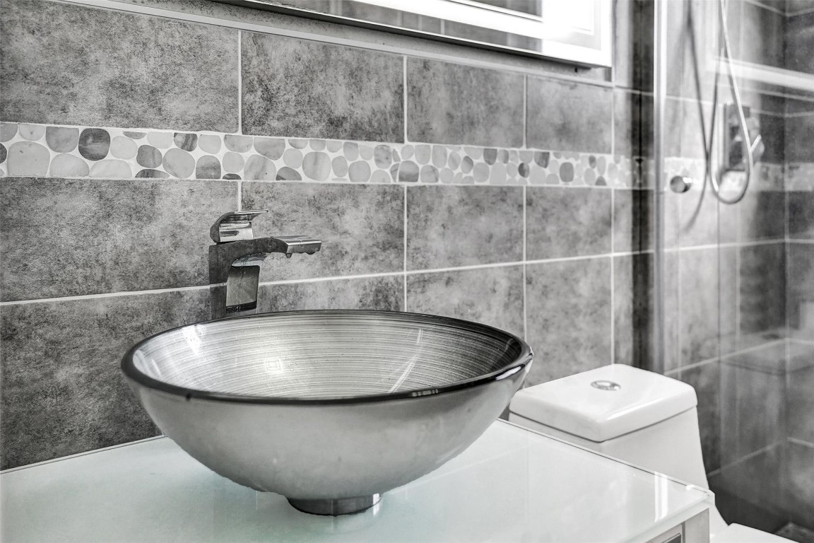 Crystal Lake 4th - Residential