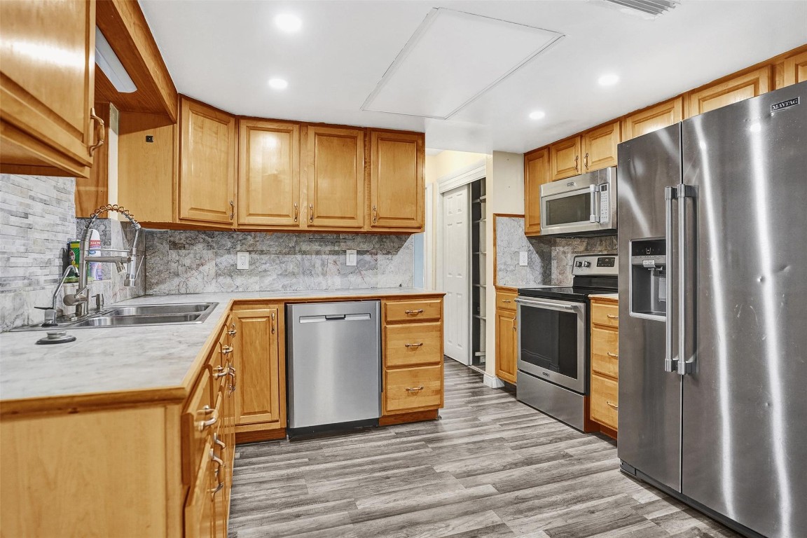 Crystal Lake 4th - Residential