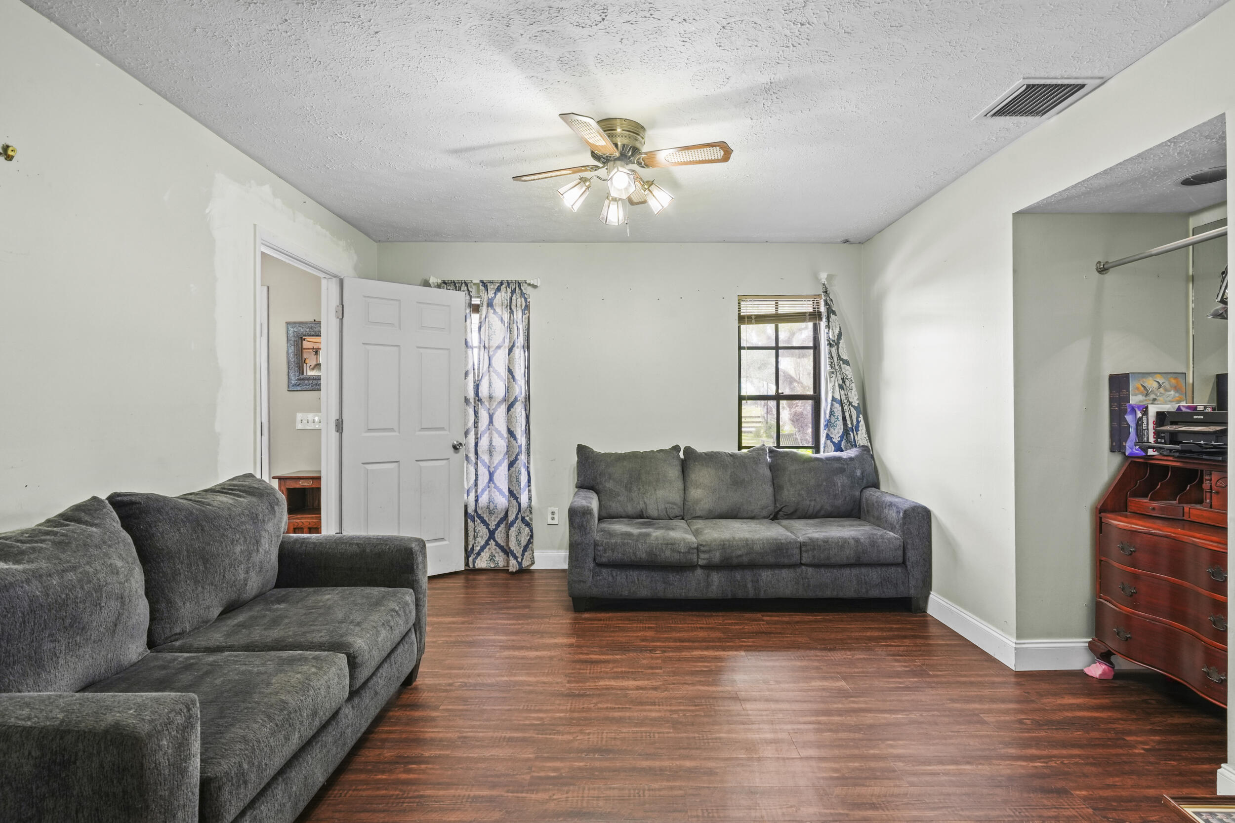 METES AND BOUNDS - Residential