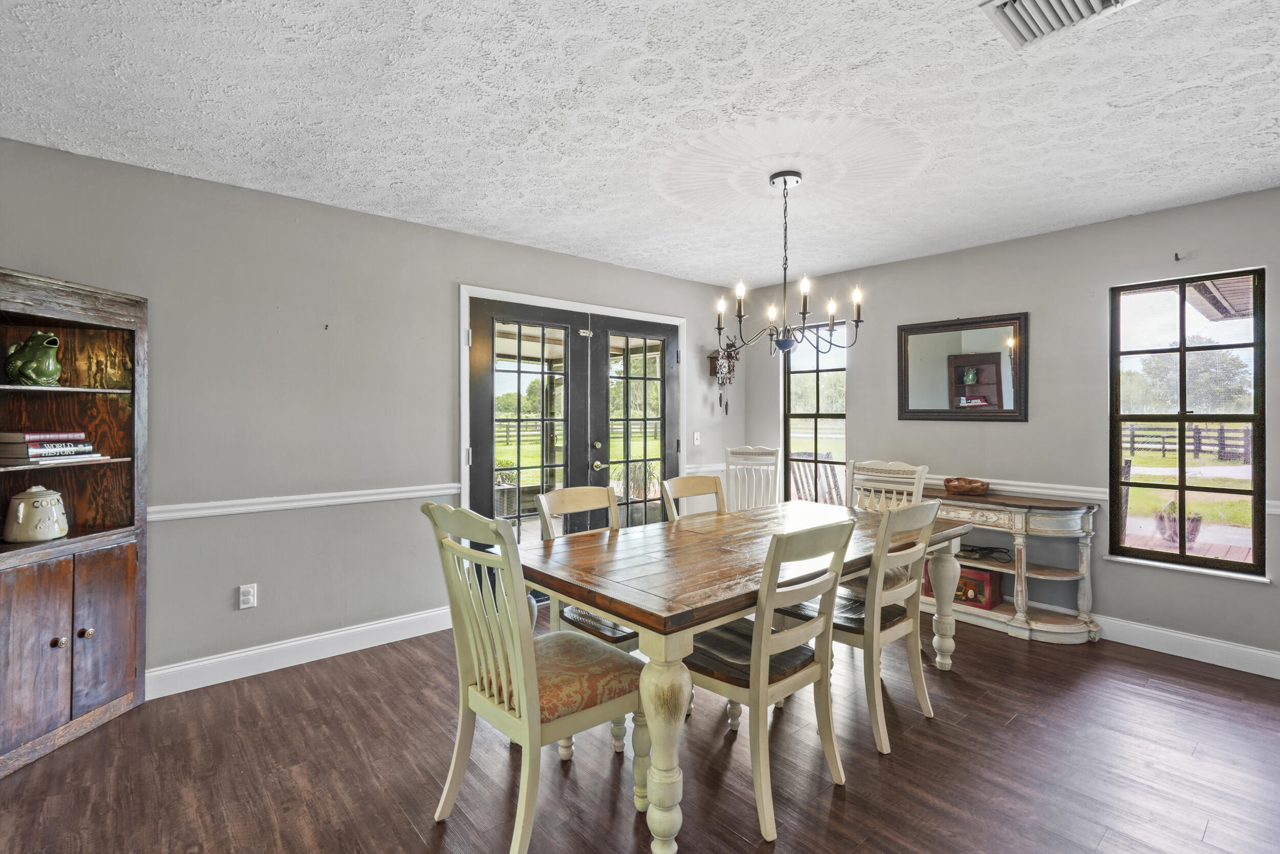 METES AND BOUNDS - Residential