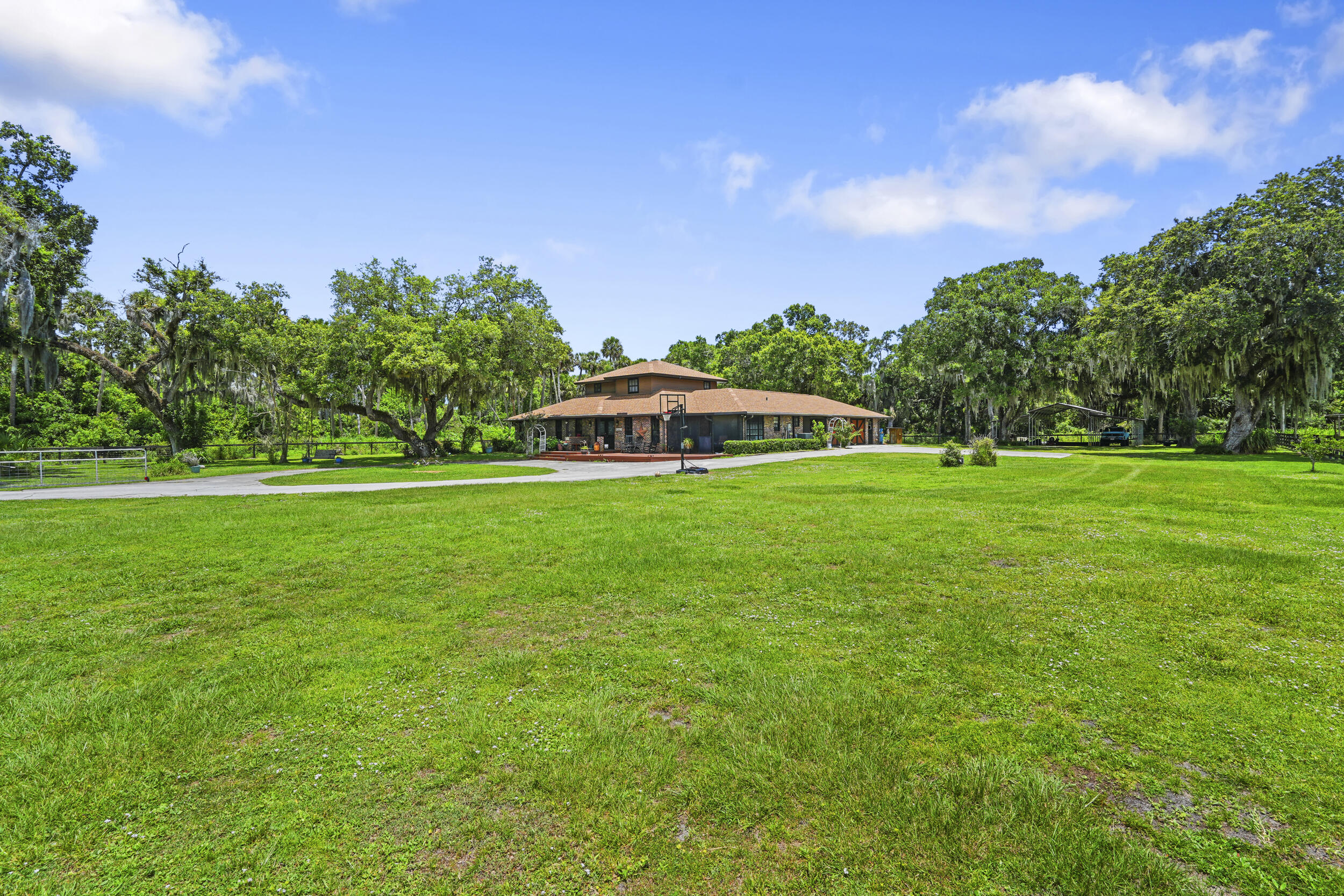 METES AND BOUNDS - Residential