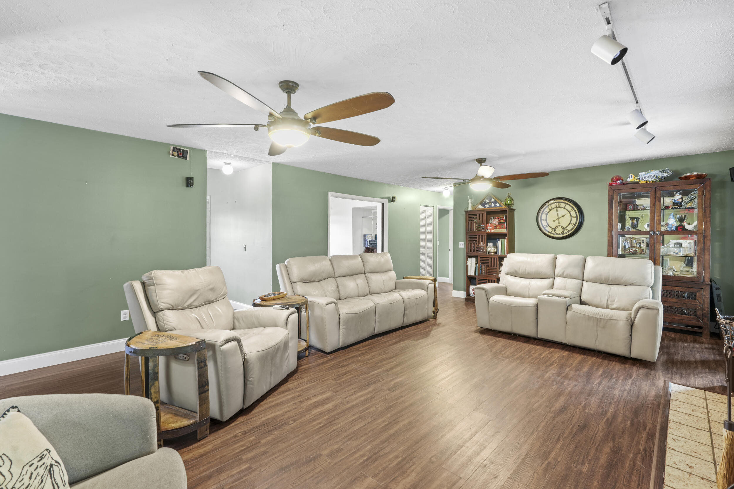 METES AND BOUNDS - Residential