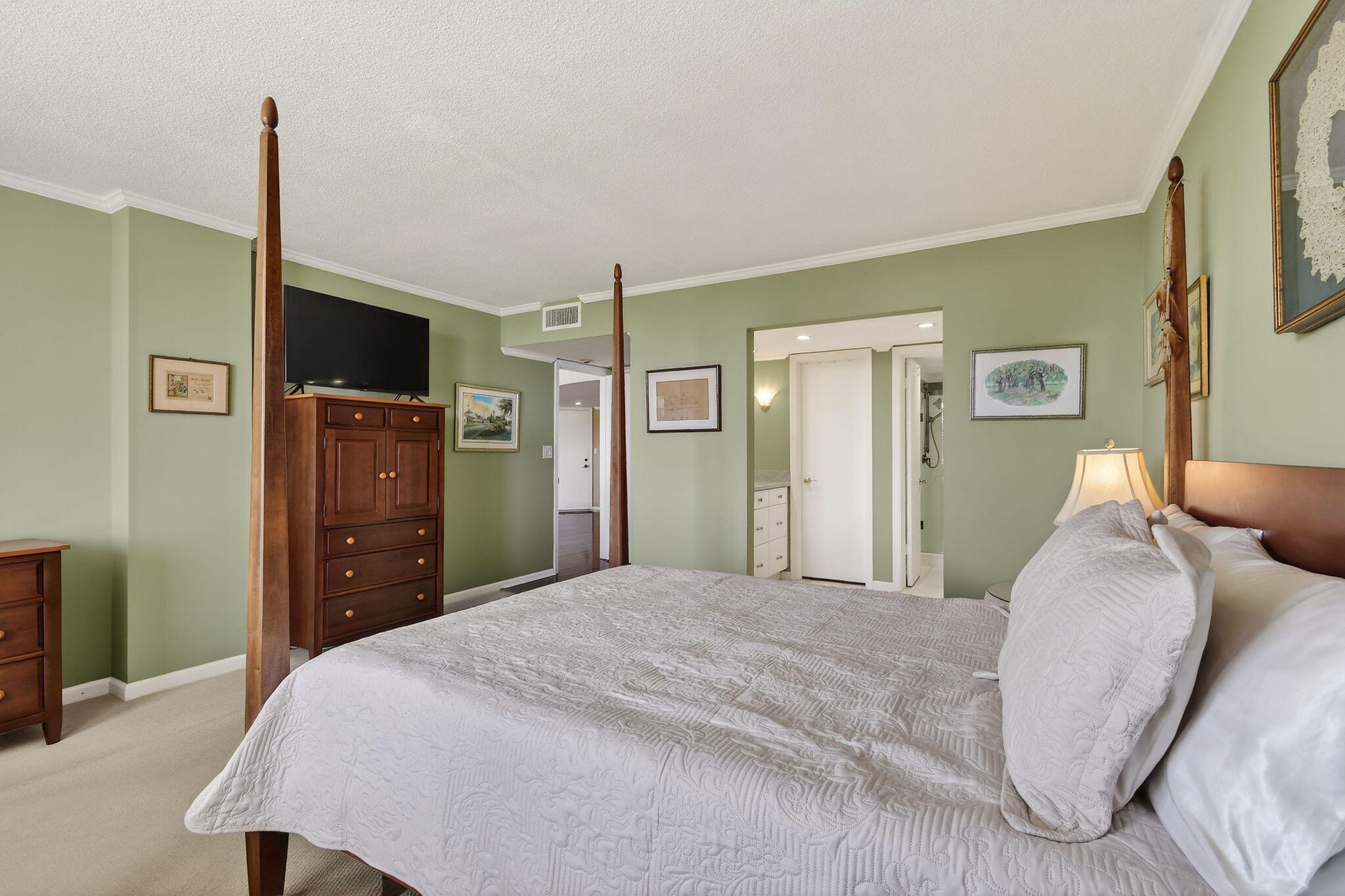 LAKE HARBOUR TOWERS EAST CONDO - Residential