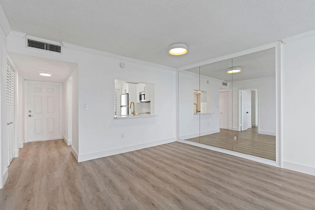 ISLANDS-MARTINIQUE CONDO - Residential Lease