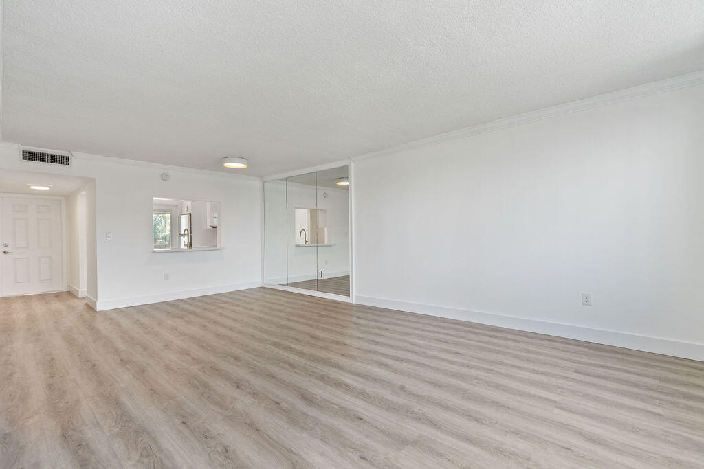 ISLANDS-MARTINIQUE CONDO - Residential Lease