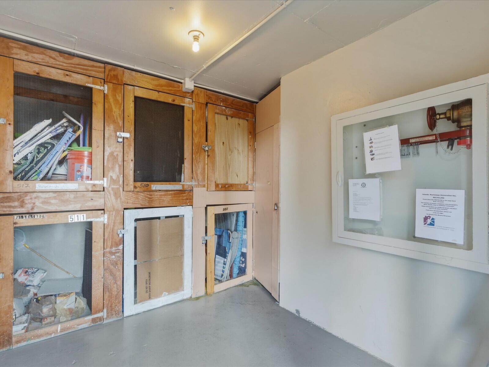 ISLANDS-MARTINIQUE CONDO - Residential Lease