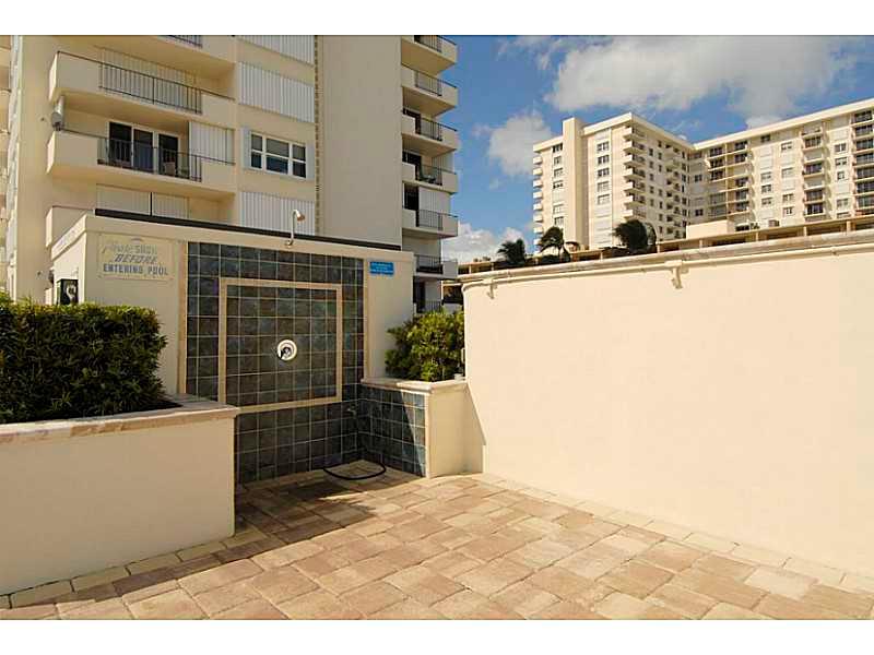 Royal Coast - Residential