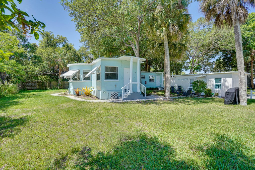 Photo of 506 N 2nd Street #1-8, Fort Pierce, FL 34950 (MLS # R10994978)