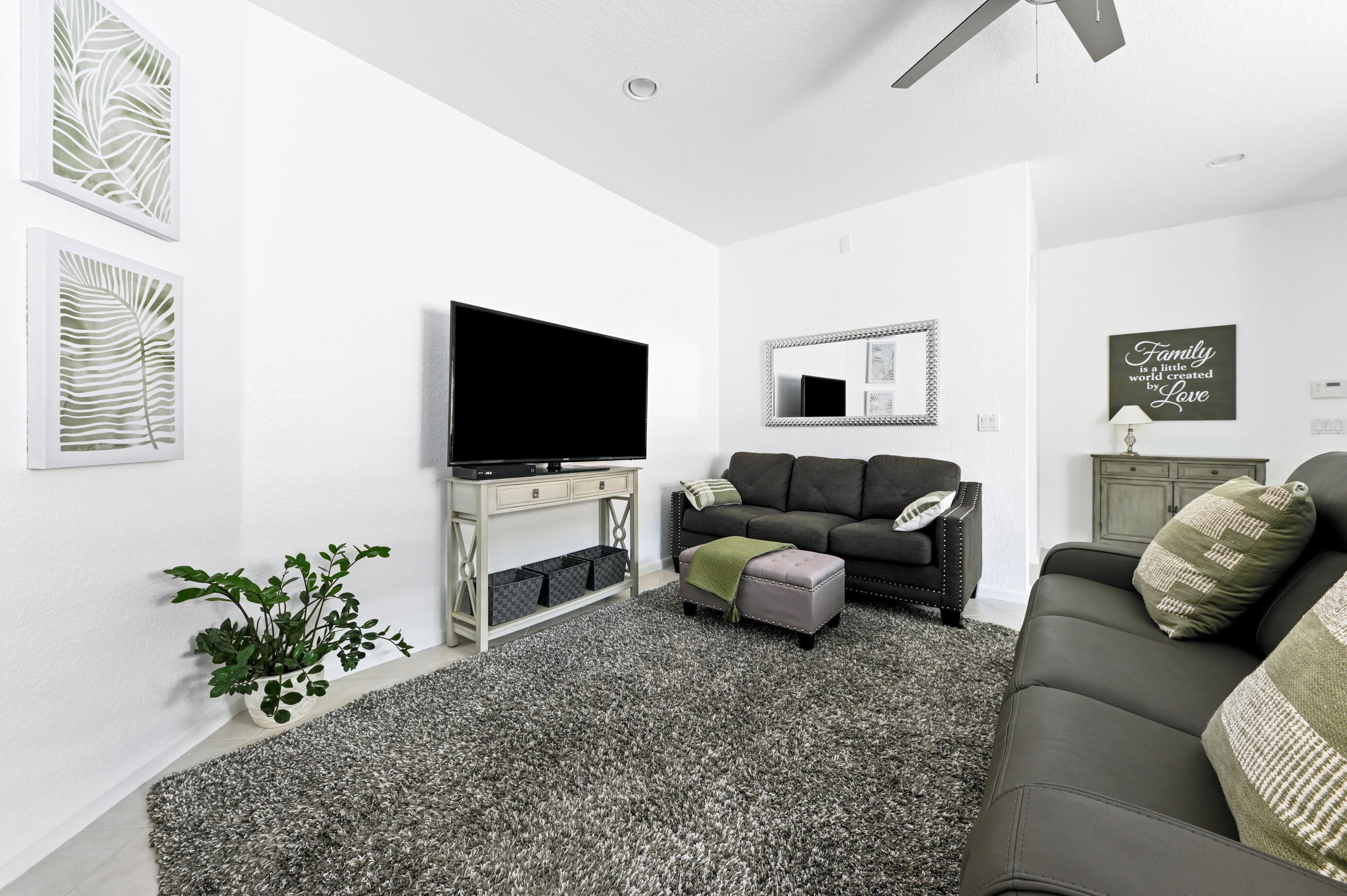 9142 BAY POINT Circle