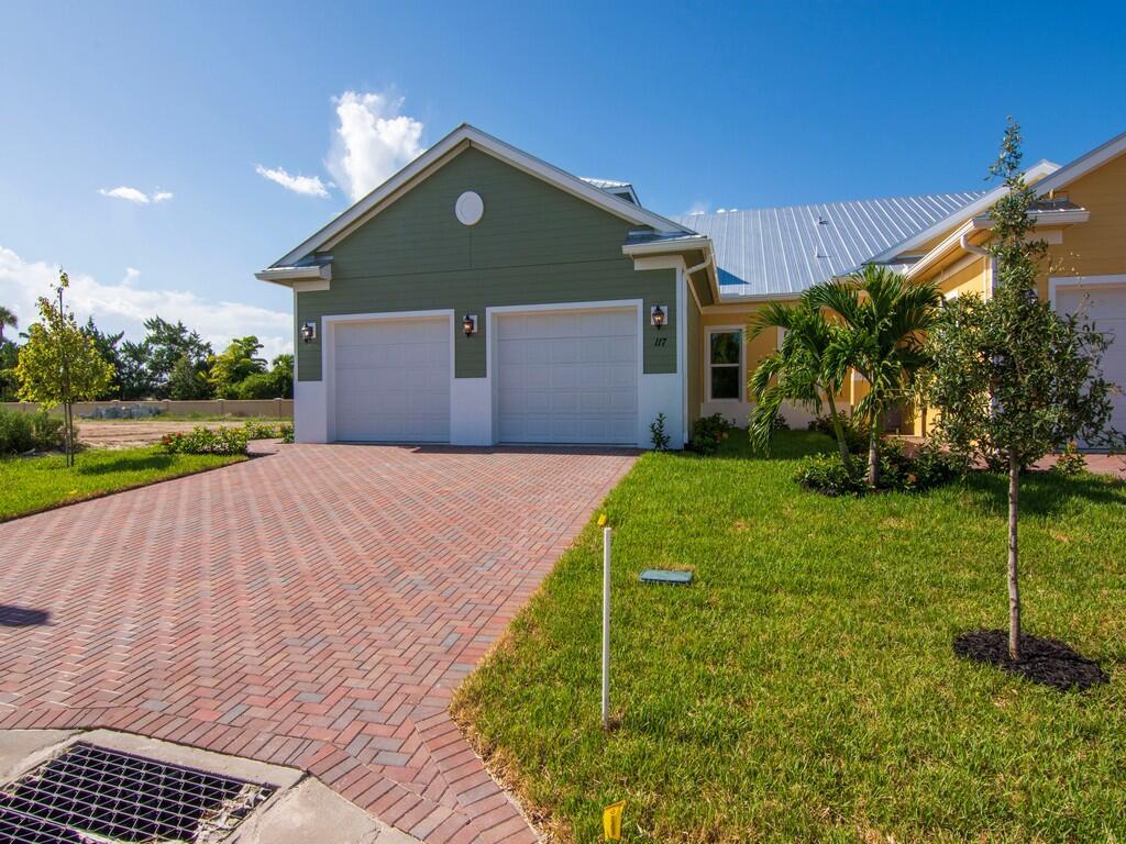 BRIDGEPOINTE SUBDIVISION - Residential