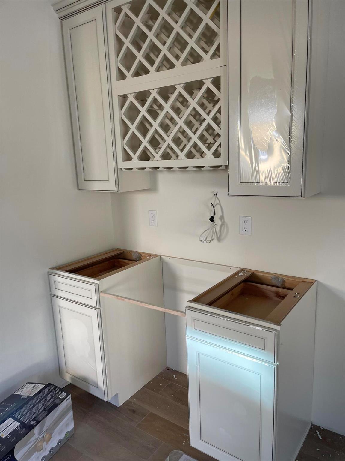 BRIDGEPOINTE SUBDIVISION - Residential