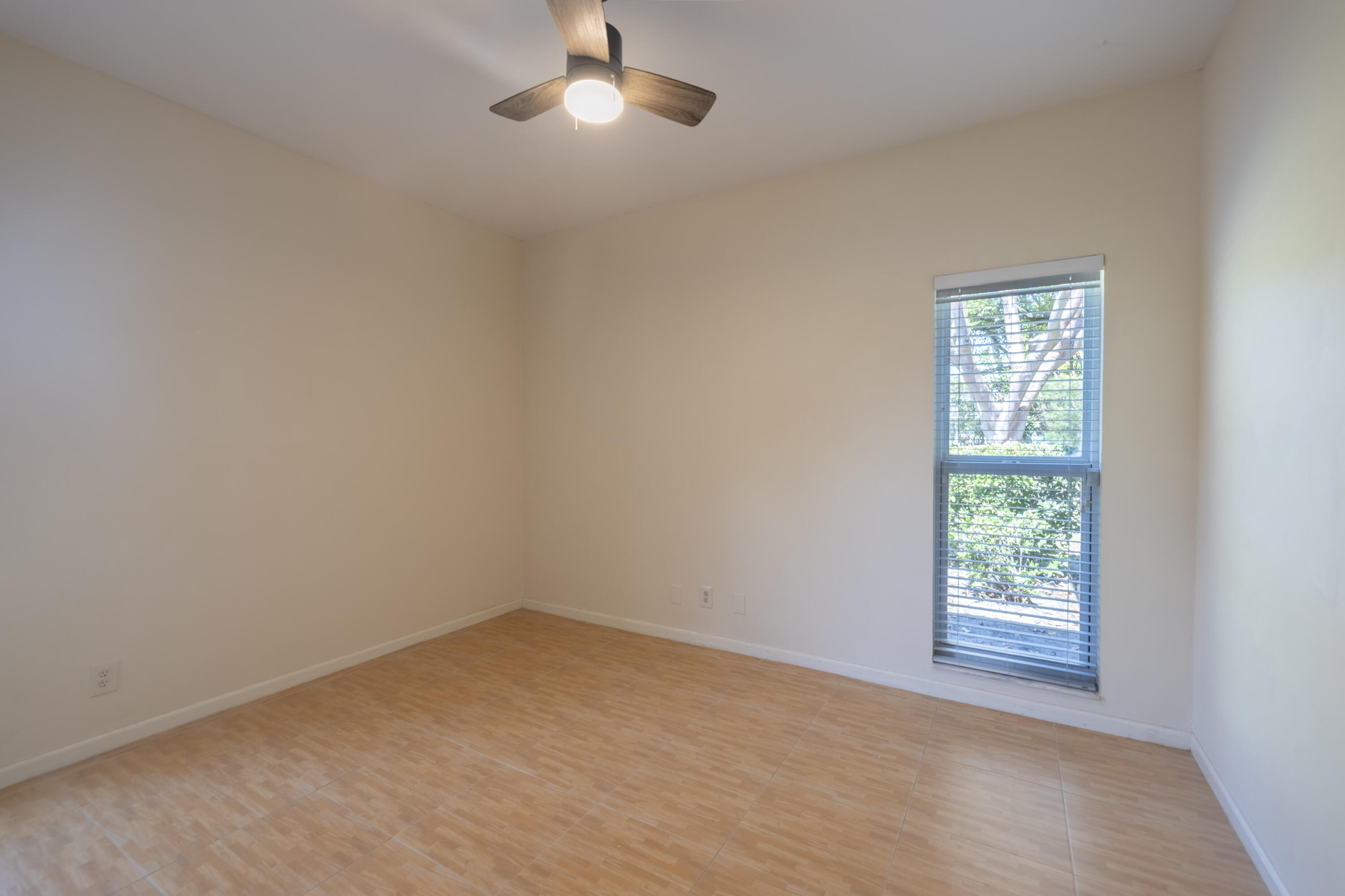 10195 Greentrail Drive