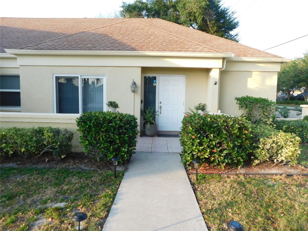 10195 Greentrail Drive