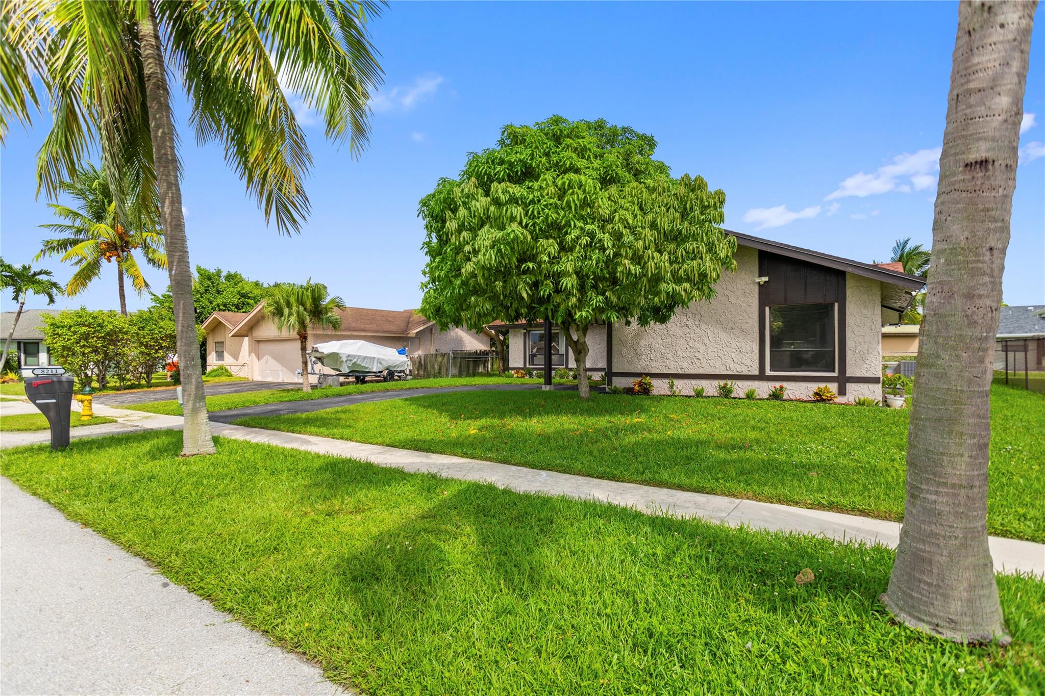 NORTH LAUDERDALE LANDINGS - Residential