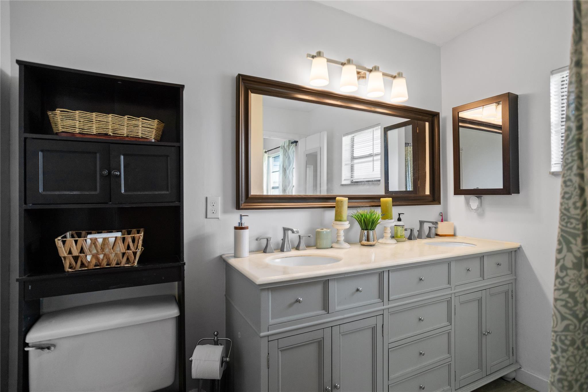 NORTH LAUDERDALE LANDINGS - Residential