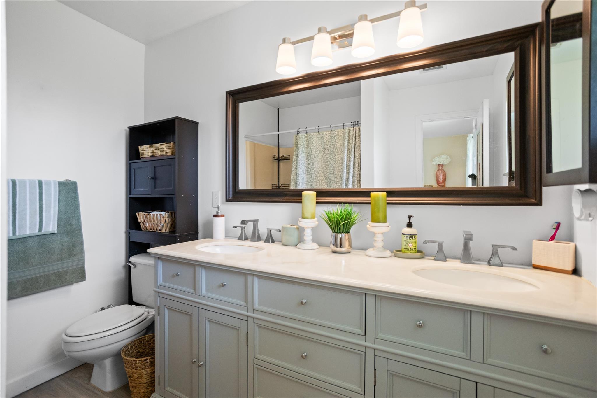 NORTH LAUDERDALE LANDINGS - Residential